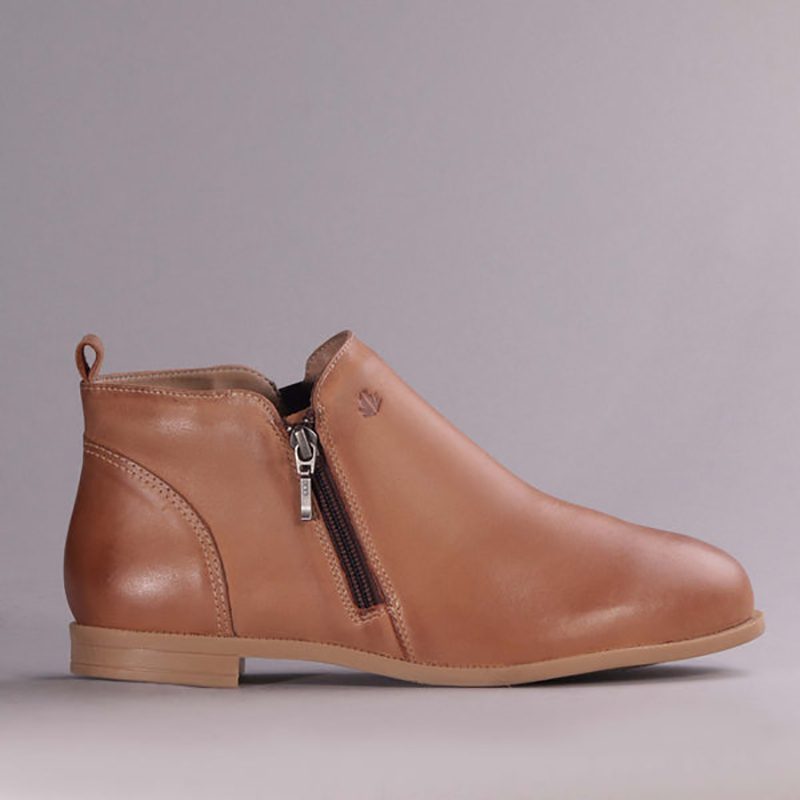 Brown low outlet cut ankle boots