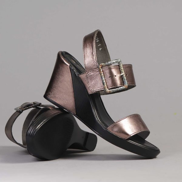 Froggie 2-Tone Buckle Wedge in Lead - 12526 - Image 4