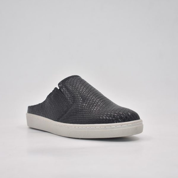 Froggie 12584 Slip-on Sneaker with Removable in Black - Image 2