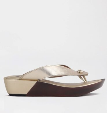 Froggie 10737 Rox Thong Sandal in Gold