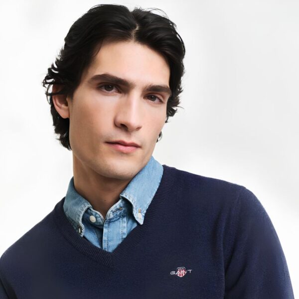 Gant Superfine Lambswool V-Neck Sweater Denim - Image 2