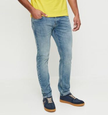 Knitted Slim Leg Denim Medium Wash