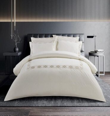 Egyptian Cotton Co Donato Duvet Cover 400TC Cream