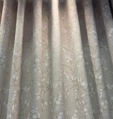 GFH105B Hampshire Sand 300Cm 100% Poly Voil