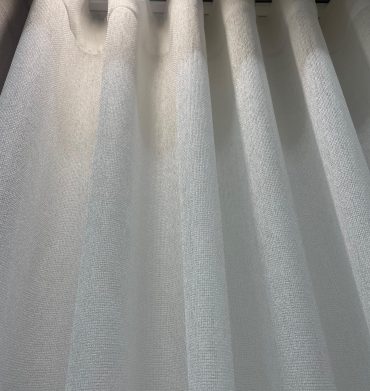 GFH114A Dolce Sheer Arctic 100% Poly 300Cm